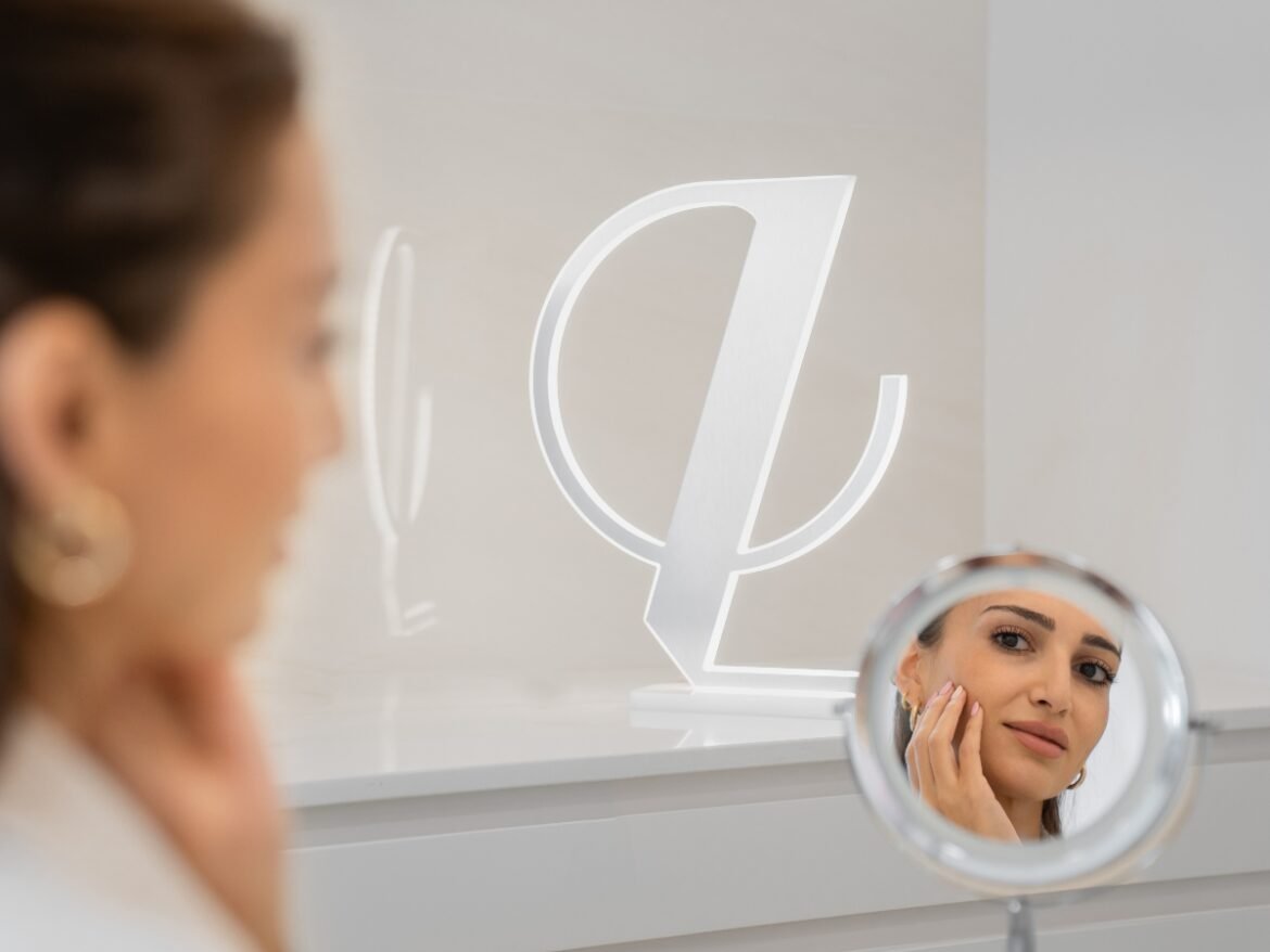 Dubai morning and evening skincare routine for glowing healthy skin