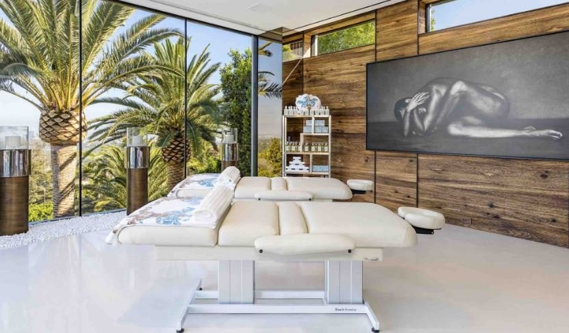 luxury home spa services Dubai