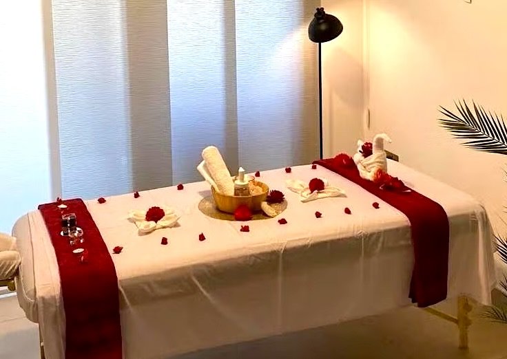 Luxury home massage setup in Dubai by Domy Beauty